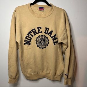 Notre Dame University Sweatshirt Champion Size Medium